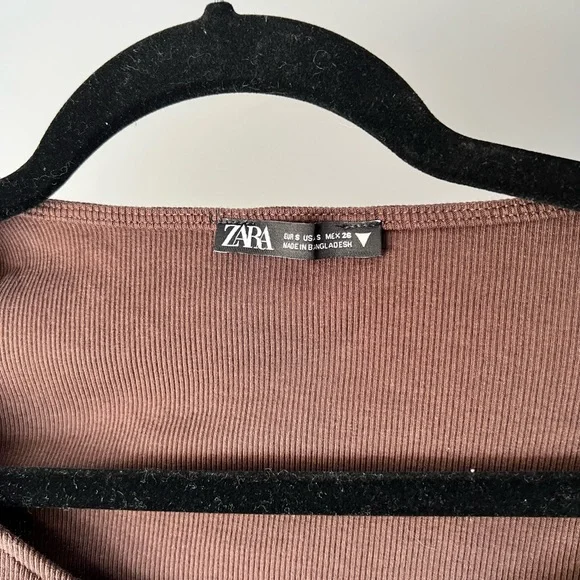 ZARA Brown Long Sleeve Ruched Crop Top - Picture 3 of 3